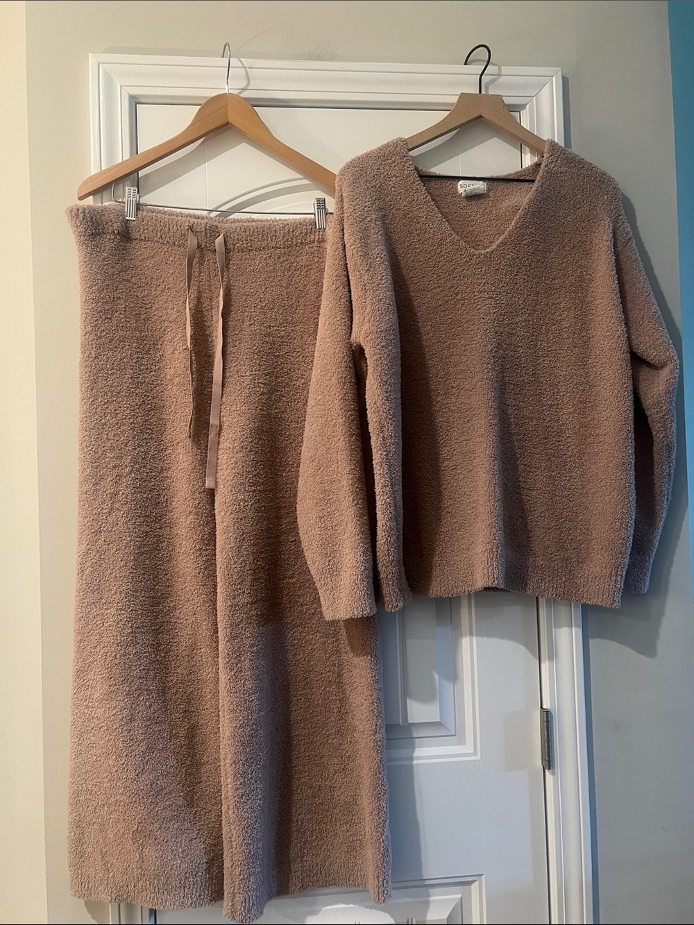 Softies Marshmallow Bouclé Lounge Set Pants & Sweater